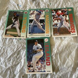 🎈🎉🎊HOST PICK🎈🎁🛒Baseball Trading Cards Set FLEER ⚾️1️⃣9️⃣9️⃣2️⃣